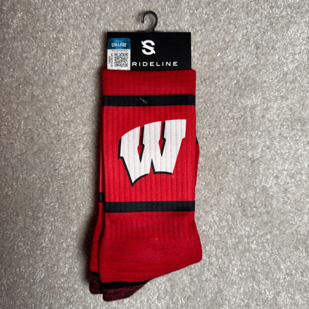 Strideline Wisconsin Badgers NCAA Crew Socks Red Black White New NWT Size M L